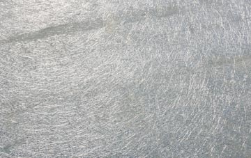 Glack laminate fibreglass or shingles?